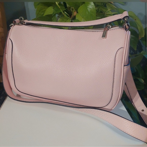 Kate Spade  Crossbody Bag
Or shoulder bag 2 strap 
NWOT - Picture 3 of 7